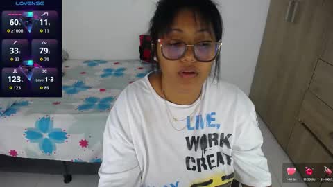 miajoseph_ online show from September 29, 2025, 3:55 am