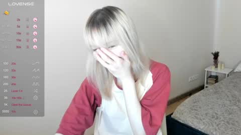 miakimiko online show from May 21, 2026, 2:18 am