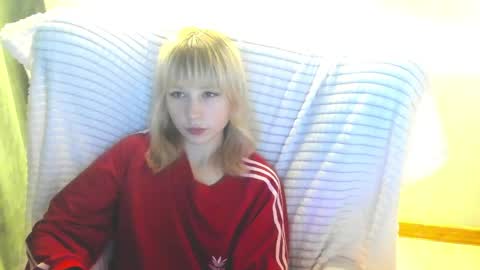 miakimiko online show from May 24, 2026, 2:27 am