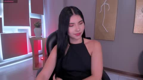 Snapshot of mialaurence_ chatting on September 27, 2025, 7:30 pm Call me Mia online show from September 27, 2025, 7:30 pm