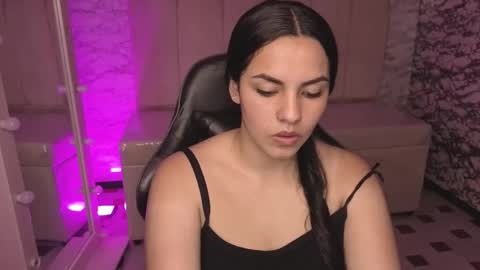 Hi Stream 1500 to 2100 online show from September 23, 2025, 8:23 pm