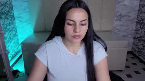 Hi Stream 1500 to 2100 online show from October 8, 2025, 8:28 pm