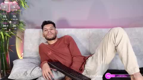 Mia online show from November 20, 2025, 3:34 pm