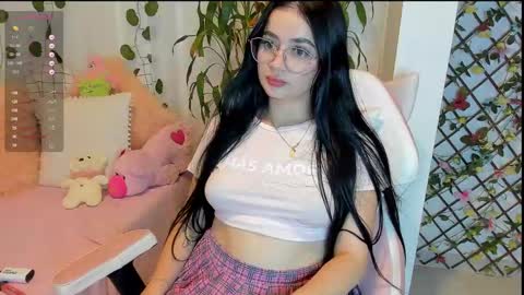 Snapshot of miamaiha chatting on January 24, 2025, 2:39 am mia 600am-1000am Colombia time online show from January 24, 2025, 2:39 am