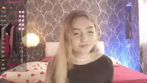 Mia online show from June 12, 2026, 3:00 pm
