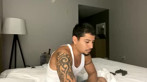 miamiclos1 online show from January 21, 2025, 10:19 am