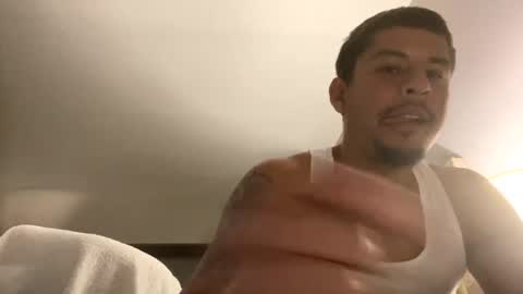 miamiclos1 online show from January 28, 2025, 4:29 am