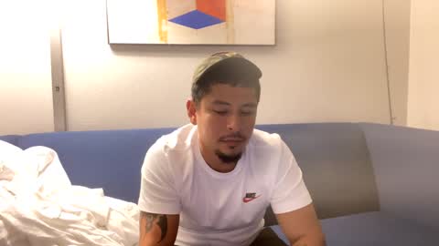 miamiclos1 online show from February 5, 2025, 3:23 am