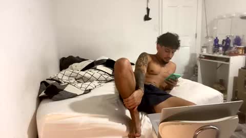 miamiclos1 online show from February 22, 2026, 2:45 am