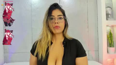 Mia Mistrex online show from October 5, 2025, 3:49 am