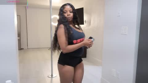 MiamiWorld online show from April 4, 2026, 2:54 am