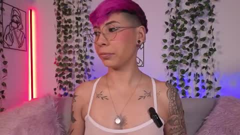 Mia Morgann online show from March 6, 2026, 11:17 am