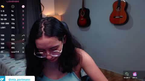 Snapshot of miaportman chatting on January 16, 2025, 3:13 pm MIAPORTMANN online show from January 16, 2025, 3:13 pm