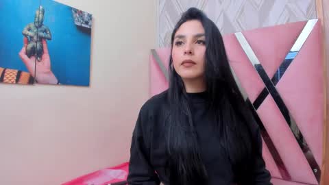 Snapshot of miaquevedo chatting on January 31, 2025, 12:18 pm Mia Quevedo online show from January 31, 2025, 12:18 pm
