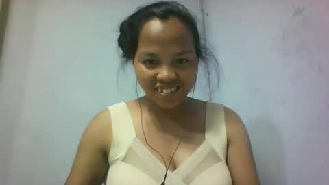 miarii online show from October 8, 2025, 6:16 pm