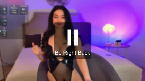 miarommano online show from March 2, 2025, 8:27 am