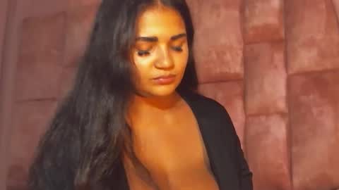 miasaandovaal 22 online show from October 19, 2025, 9:26 pm