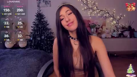 Snapshot of miasilk chatting on December 16, 2024, 8:41 am Miayna Silk online show from December 16, 2024, 8:41 am