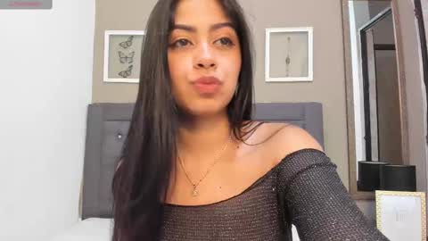 Snapshot of miastevenss chatting on October 6, 2025, 11:02 pm Mia Stevens online show from October 6, 2025, 11:02 pm