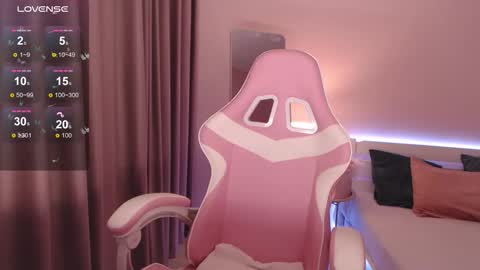 Snapshot of miatory chatting on November 21, 2025, 6:17 pm Sofia online show from November 21, 2025, 6:17 pm