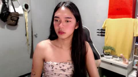 Snapshot of miatrixs chatting on March 9, 2026, 6:34 pm Mia online show from March 9, 2026, 6:34 pm