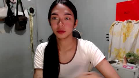 Snapshot of miatrixs chatting on March 15, 2026, 5:52 pm Mia online show from March 15, 2026, 5:52 pm