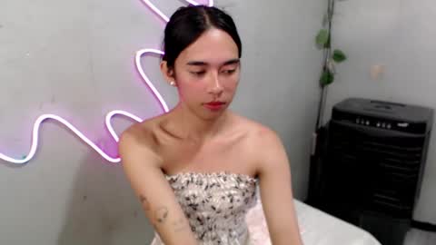 Snapshot of miatrixs chatting on March 27, 2026, 2:06 am Mia online show from March 27, 2026, 2:06 am