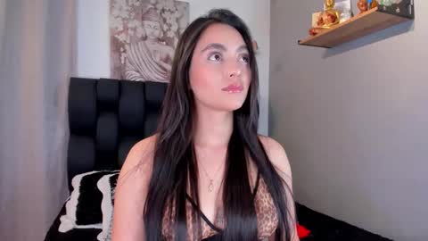 miavelvet1 online show from October 3, 2025, 2:41 am