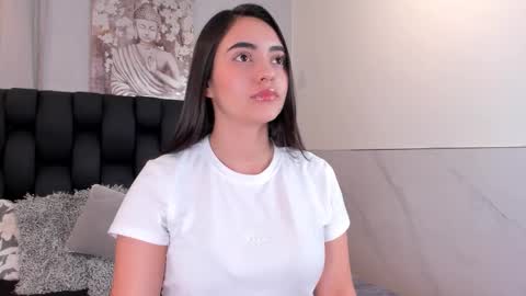 miavelvet1 online show from March 18, 2026, 2:47 am