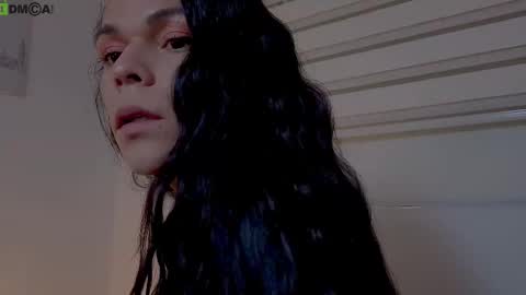 Snapshot of miavero chatting on November 2, 2025, 6:32 pm Mia online show from November 2, 2025, 6:32 pm