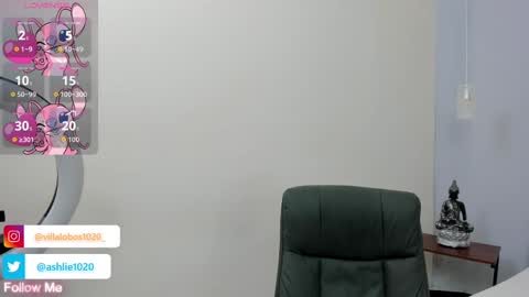 Mia Villalobos online show from October 14, 2025, 12:06 pm