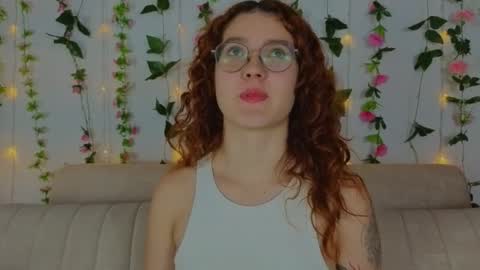 Snapshot of miawinxxx848 chatting on September 28, 2025, 1:11 am Mia Winx online show from September 28, 2025, 1:11 am