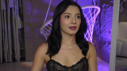 Snapshot of miawithe chatting on October 5, 2025, 12:53 am mia online show from October 5, 2025, 12:53 am