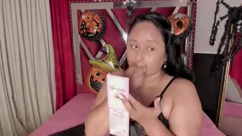 Snapshot of micaelahott_ chatting on November 1, 2025, 2:57 am micaelahott_ online show from November 1, 2025, 2:57 am