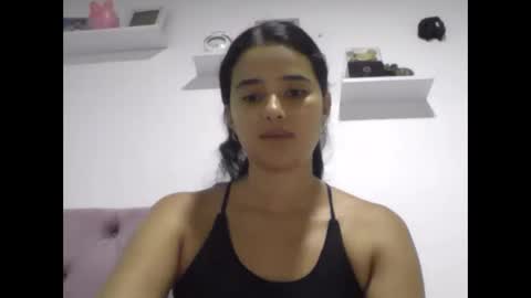 micaelamoreno18 online show from May 28, 2026, 12:52 am