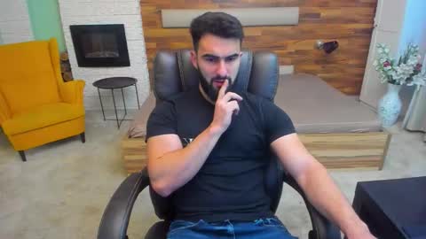 MicahLane online show from November 16, 2025, 5:46 am