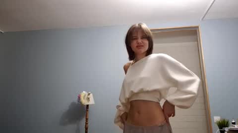 Snapshot of micasulejmanovski chatting on October 8, 2025, 4:26 pm Luna online show from October 8, 2025, 4:26 pm