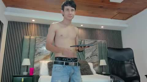 Michael online show from September 27, 2025, 5:07 pm