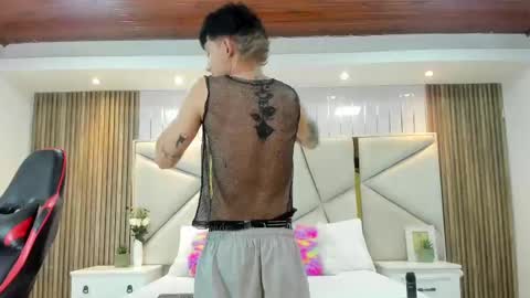 Michael online show from October 10, 2025, 7:57 pm