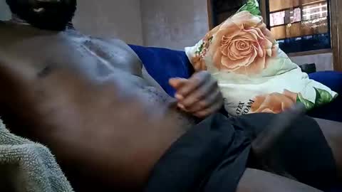 Snapshot of michael907410 chatting on December 16, 2025, 12:54 pm michael907410 online show from December 16, 2025, 12:54 pm