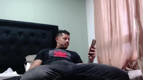 Snapshot of michael_daviss1 chatting on November 3, 2025, 8:21 pm Michael Daviss online show from November 3, 2025, 8:21 pm