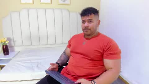 Snapshot of michael_hill1 chatting on October 7, 2025, 8:39 pm MICHAEL online show from October 7, 2025, 8:39 pm