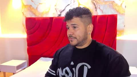 Snapshot of michael_hill1 chatting on November 1, 2025, 1:02 pm MICHAEL online show from November 1, 2025, 1:02 pm