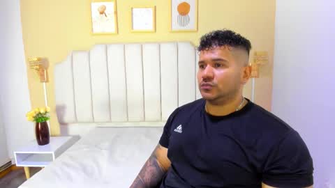 Snapshot of michael_hill1 chatting on November 10, 2025, 7:57 pm MICHAEL online show from November 10, 2025, 7:57 pm