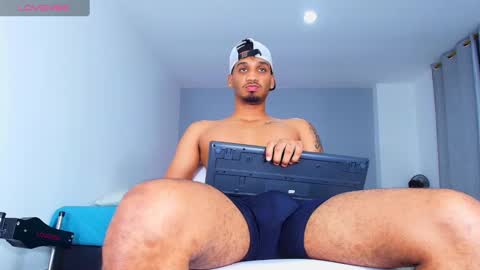 Snapshot of michael_jordanx chatting on January 6, 2025, 4:47 am Angel online show from January 6, 2025, 4:47 am