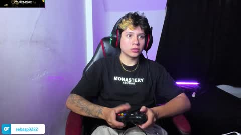 michael independent model  online show from October 11, 2025, 12:54 am