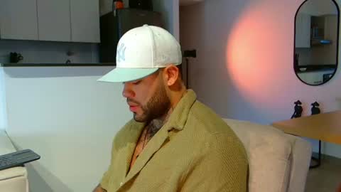 Michael Salens independent model online show from June 17, 2026, 12:18 pm