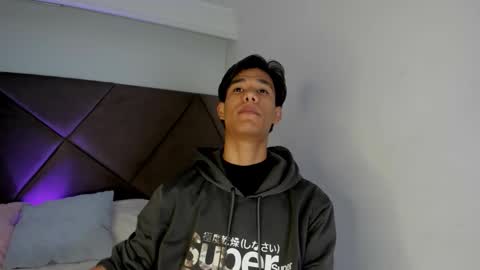 Snapshot of michael_vidal chatting on November 1, 2025, 6:32 pm michael_vidal online show from November 1, 2025, 6:32 pm