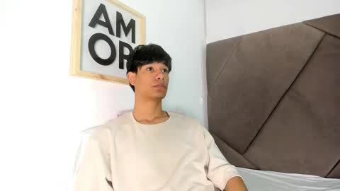 Snapshot of michael_vidal chatting on November 8, 2025, 7:56 pm michael_vidal online show from November 8, 2025, 7:56 pm