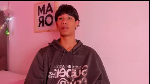 Snapshot of michael_vidal chatting on November 12, 2025, 9:36 pm michael_vidal online show from November 12, 2025, 9:36 pm